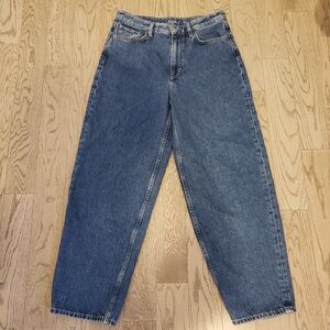 COS Tapered High rise Ankle Jeans 28"